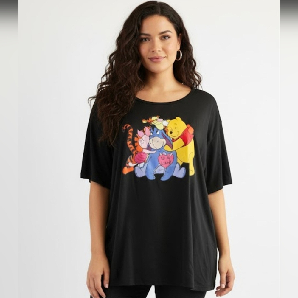 Winnie the Pooh & Friends Hugging Graphic Tee - Black T-Shirt - Size 5X (22)